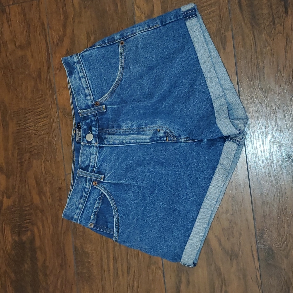 Abercrombie shorts